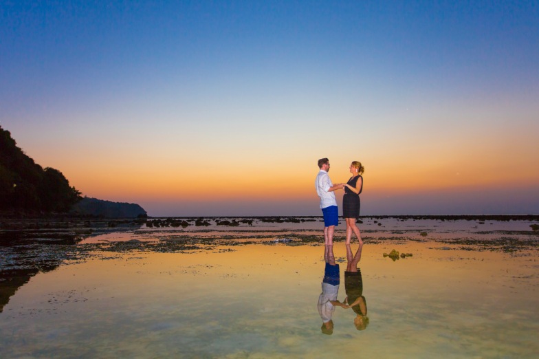 Honeymoon photo session at naiyang beach phuket