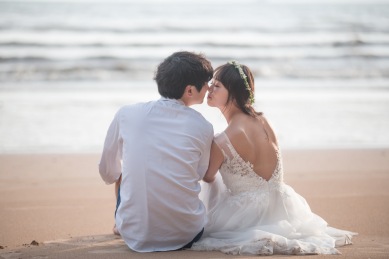 POST WEDDING PHOTOGRAPHY AT KRABI THAILAND