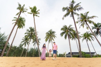 family photo shooting at khao lak phang nga thailand