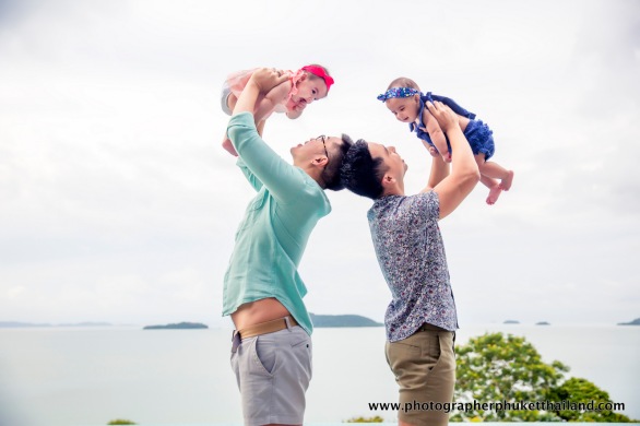 family photo session at como point yamu phuket