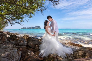 pre wedding photoshoot at Bamboo island