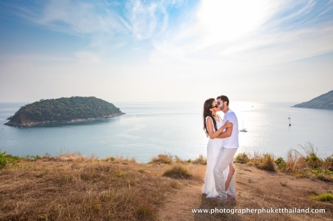 Honeymoon couple photoshoot at phuket thailand