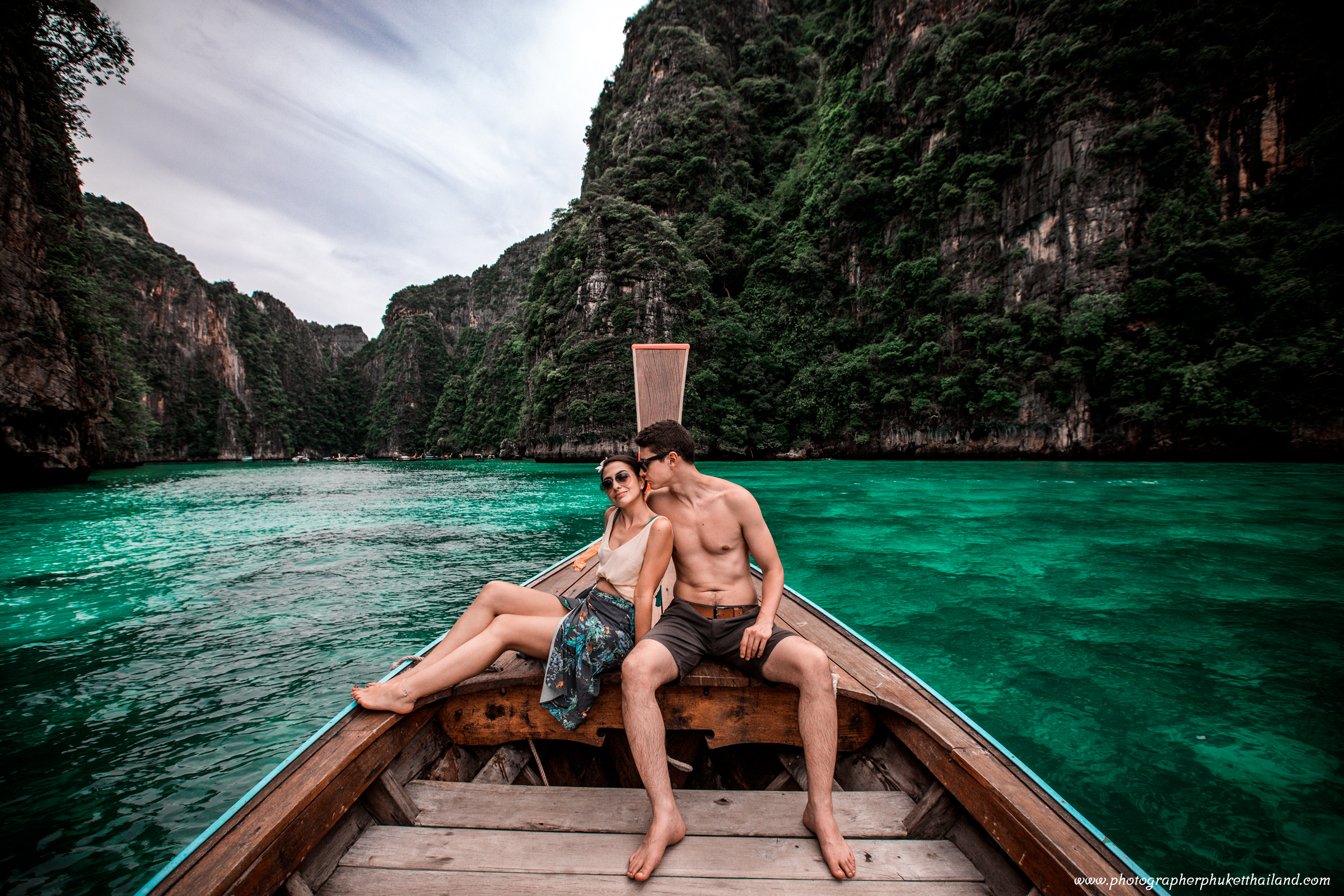 couple photography at pileh lagoon phi phi island krabi by phuket photographer