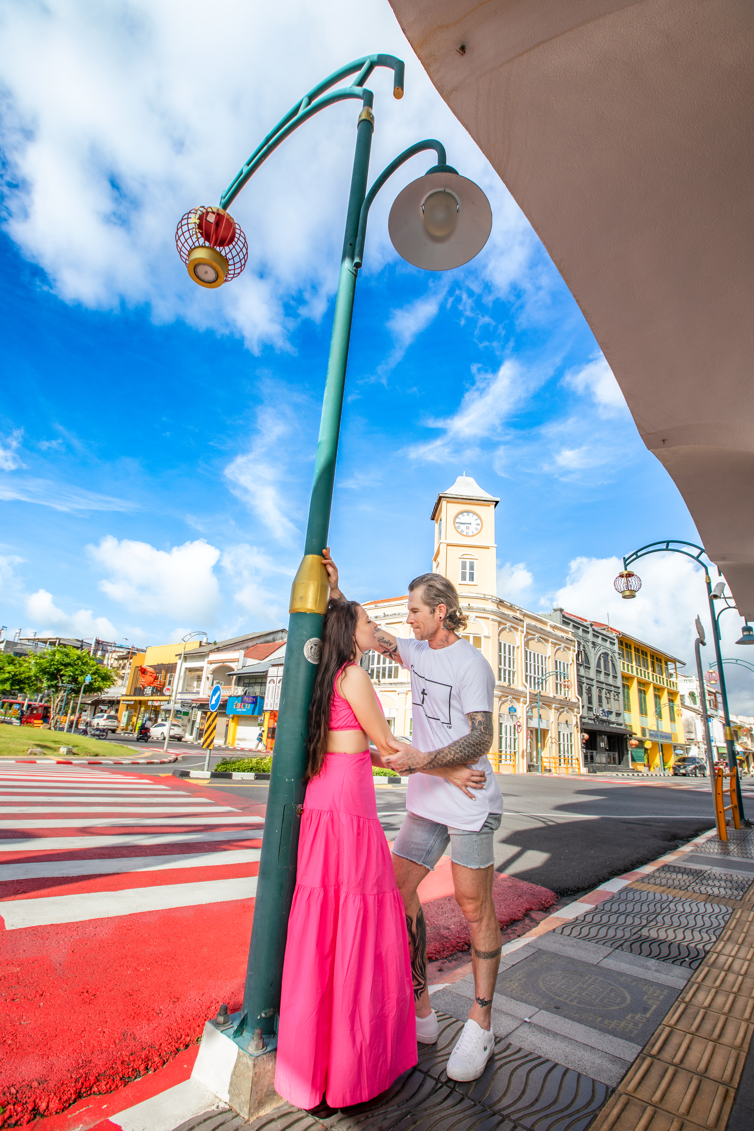couple photoshoot at phuket old town